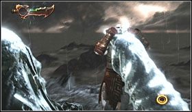 W ten sposób zostaniesz zaatakowany raz jeszcze, aby wyjść z tego cało, szybko wciskaj kółko - Zeus (2) | Opis przejścia God of War III - God of War III - poradnik do gry