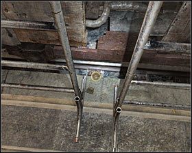 Zbadaj teraz przejście prowadzące w stronę stacji kolejowej, zlokalizowane na lewo od schodów prowadzących z baru #1 - Riga* | Opis przejścia Metro 2033 - Rozdział 2 - Metro 2033 - poradnik do gry