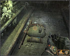 Opis: Po odzyskaniu kontroli nad głównym bohaterem zdejmij maskę, obróć się i przesuń trochę do przodu, co umożliwi Ci zabranie karabinu maszynowego #1 - Dry (1) | Opis przejścia Metro 2033 - Rozdział 3 - Metro 2033 - poradnik do gry