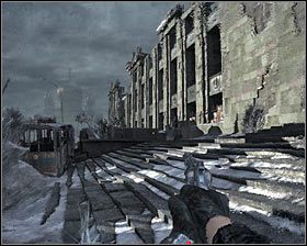 Uważaj na latające demony, z którymi podobnie jak wcześniej nie warto podejmować żadnych walk - Alley | Opis przejścia Metro 2033 - Rozdział 5 - Metro 2033 - poradnik do gry