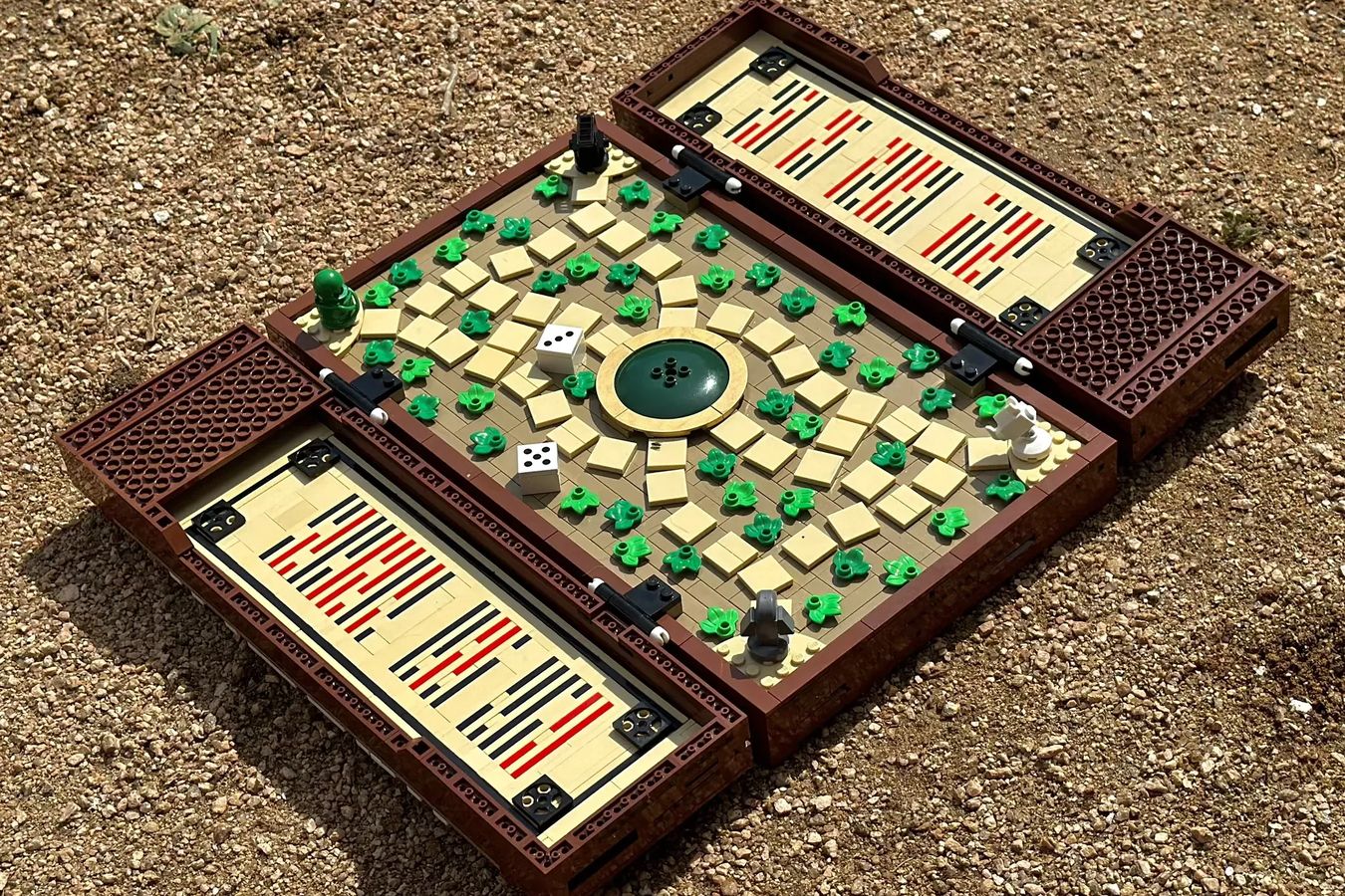 Źródło: LEGO Ideas - LEGO ocenia, które z 54 fanowskich zestawów trafią do sklepów. Wśród nich Gremliny, konsola PS2, Genshin Impact i Cosmere Brandona Sandersona - wiadomość - 2025-01-08