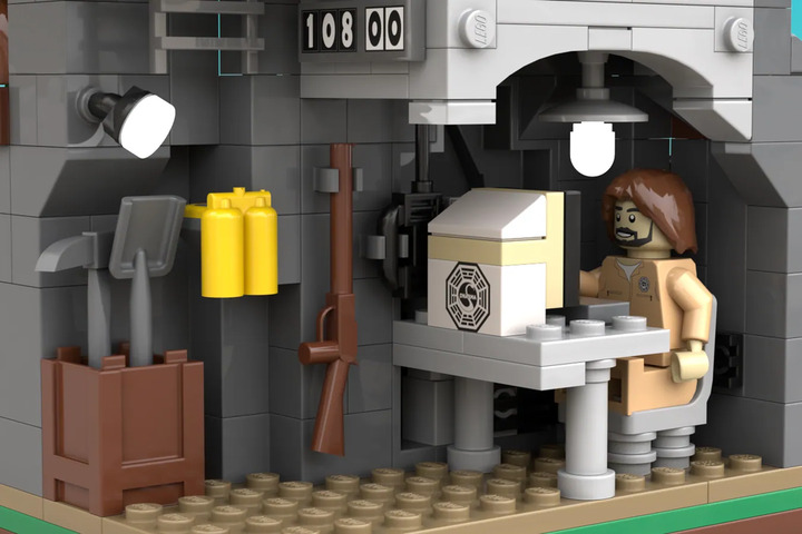 J_hrvth | LEGO Ideas - Zagubieni już nie królują w telewizji, ale mogą zdobyć świat LEGO. Zestaw z kultowego serialu może stać się faktem - wiadomość - 2025-01-07