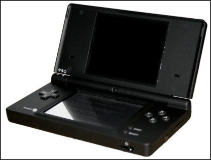 Nintendo DSi już wkrótce z 4-calowymi ekranami? [news zaktualizowany] - ilustracja #1