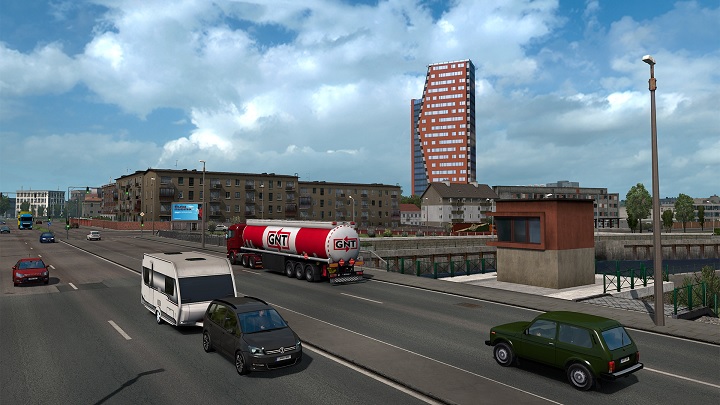 Deweloperzy dołożyli starań, by możliwie najwierniej oddać specyfikę nadbałtyckiej architektury. - Premiera Beyond the Baltic Sea – DLC do Euro Truck Simulator 2 - wiadomość - 2018-11-29