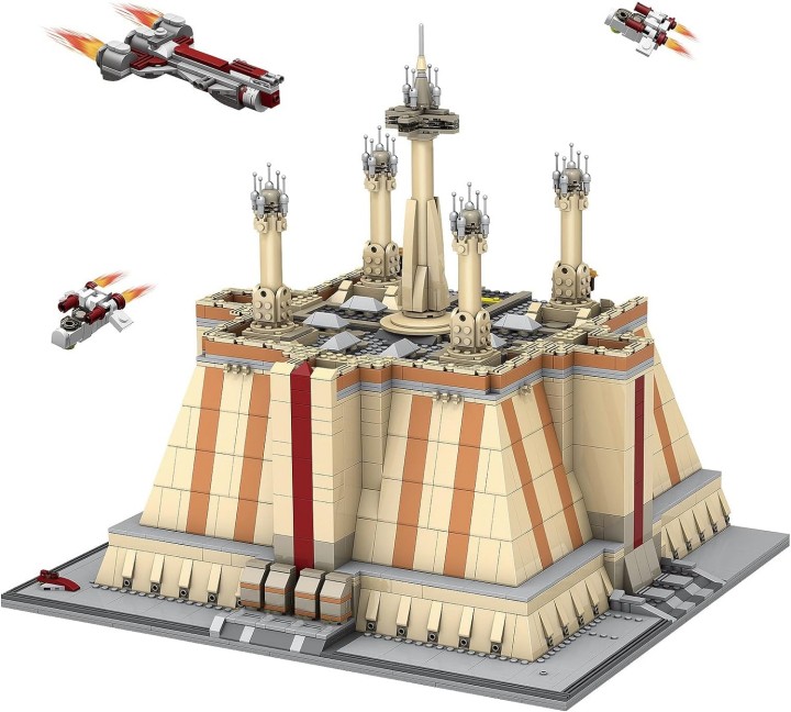 Fonte: Re della muffa; materiale promozionale - Non troverai un modello del genere nell'offerta LEGO Star Wars. Il Tempio Jedi su Coruscant è uno dei fiori all'occhiello del concorrente del produttore danese - notizie - 2024-04-23