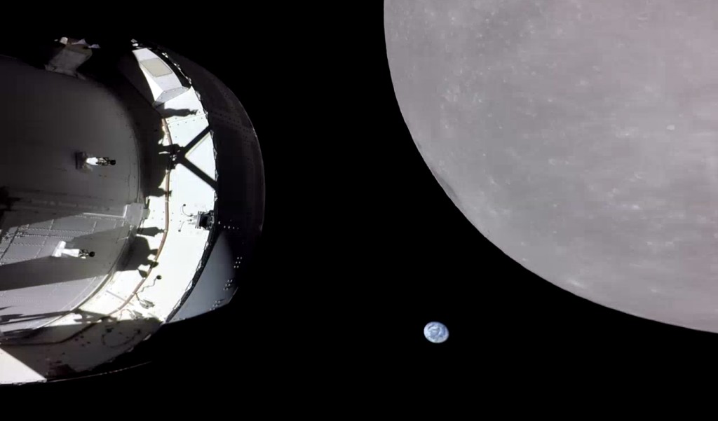 Zobacz zdjęcie „maleńkiej” Ziemi z perspektywy orbity Księżyca - ilustracja #1