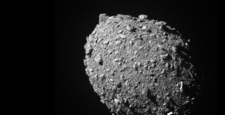 NASA trafiła w asteroidę - sukces misji DART - ilustracja #1