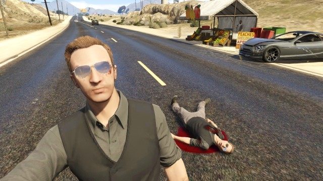 W każdym tygodniu na serwerach GTA Online można spotkać miliony wirtualnych psychopatów. - Grand Theft Auto Online ma 8 milionów graczy tygodniowo - wiadomość - 2015-11-06