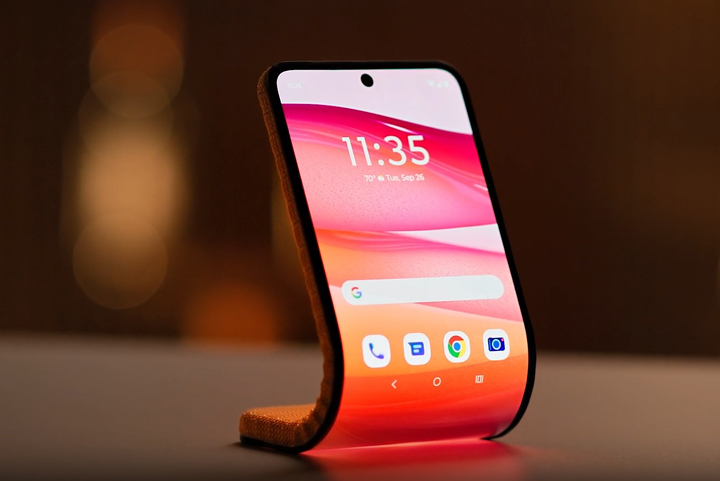 Smartfon, który można zamienić w smartwatch, to ciekawy pomysł Motoroli - ilustracja #1