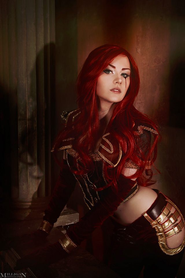 Najlepsze cosplaye -  Katarina z League of Legends - ilustracja #4