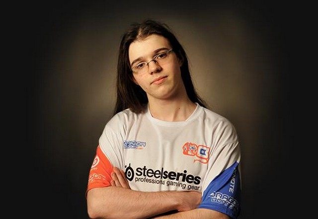 Hosan – jeden z Polaków, na których można oddawać głosy - Zagłosuj na Polaków w plebiscycie na reprezentantów Europy w League of Legends - wiadomość - 2013-04-04