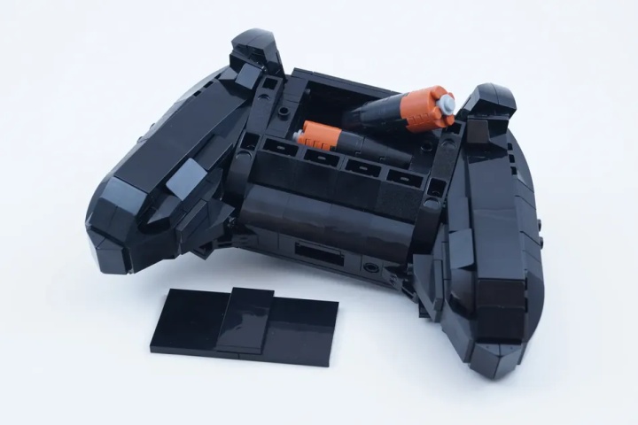 Fan klocków LEGO zbudował realistyczne PS5 i Xbox Series X - ilustracja #3