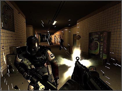 F.E.A.R.: Extraction Point w sklepach, F.E.A.R. w wersji na konsolę Xbox 360 w tłoczni - ilustracja #1