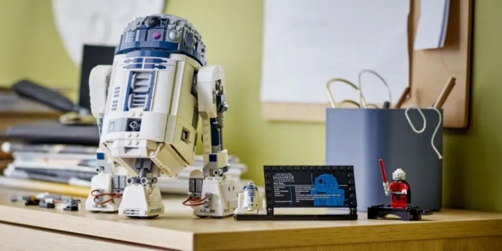 Źródło: LEGO; materiały promocyjne - Bądź jak Luke Skywalker i spraw sobie R2-D2. W tak niskiej cenie nie sprzedawali go nawet Jawowie - wiadomość - 2024-12-31