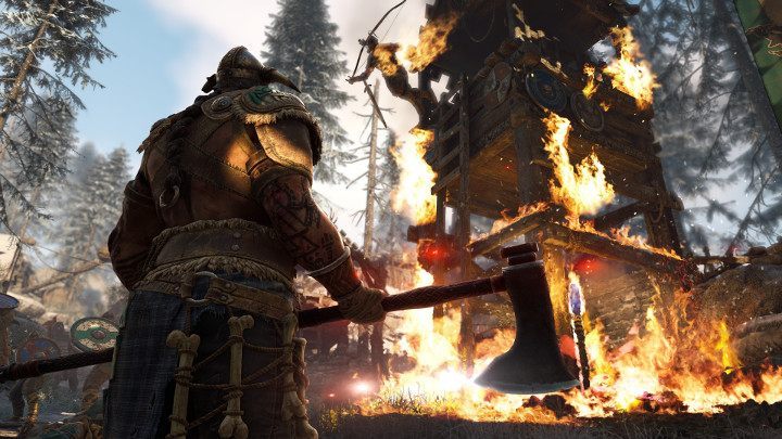 Arvid, złoty status to tylko przenośnia! Nie trzeba od razu palić i rabować! - For Honor - Ubisoft ukończył prace nad grą - wiadomość - 2017-01-21