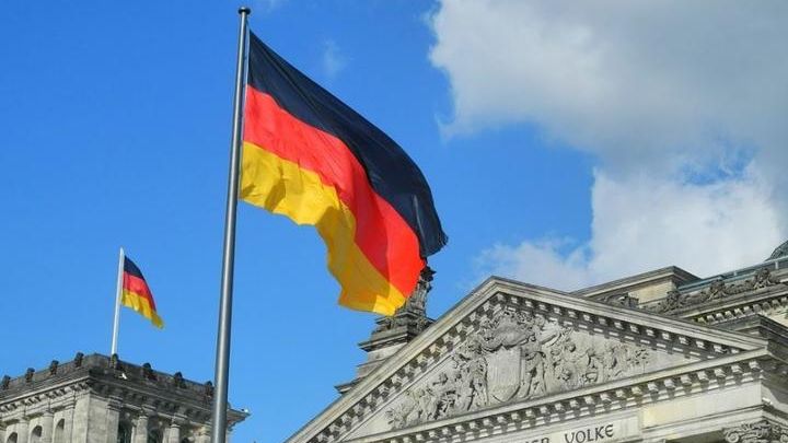 Opóźnienia bywają bardzo kosztowne. - Niemiecki rząd zapłaci za przedłużenie wsparcia Windows 7 - wiadomość - 2020-01-24