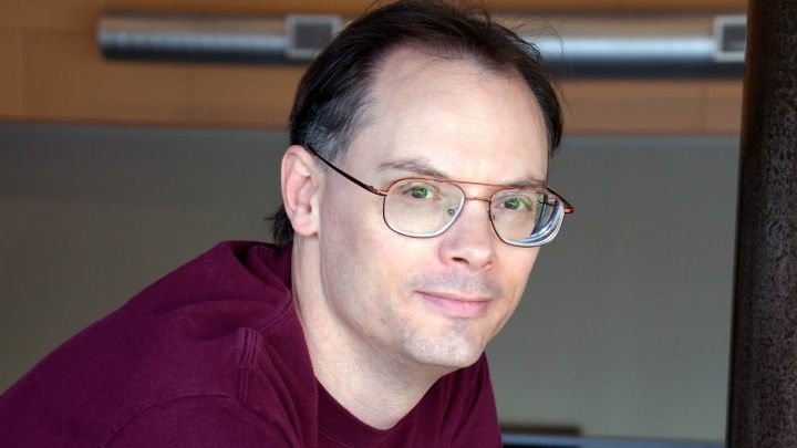 Tim Sweeney często zabiera głos w obronie EGS, ale rzadko spotyka się z poklaskiem tłumu. - Problemy na wyprzedaży Epic Games Store - Vampire The Masquerade Bloodlines 2 znika ze sklepu - wiadomość - 2019-05-17