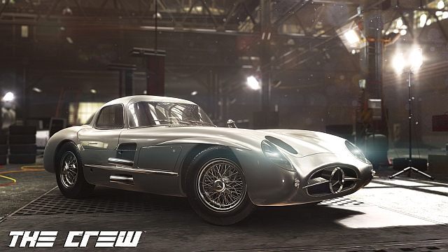 Wygląda na to, że w Detroit zaroi się wkrótce od żółtodziobów, podczas gdy weterani będą śmigać po Stanach tym pięknym Mercedesem. - The Crew – 2-godzinny trial w samochodowym MMO Ubisoftu także na PC - wiadomość - 2015-07-03