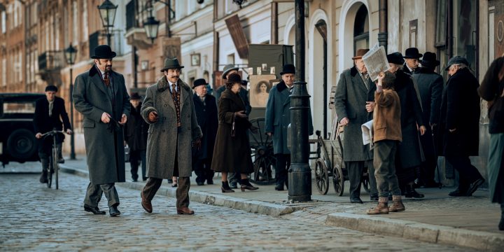 Netflix bierze się za klasykę Wszystkich Świętych, Znachor otrzyma nowy film - ilustracja #2