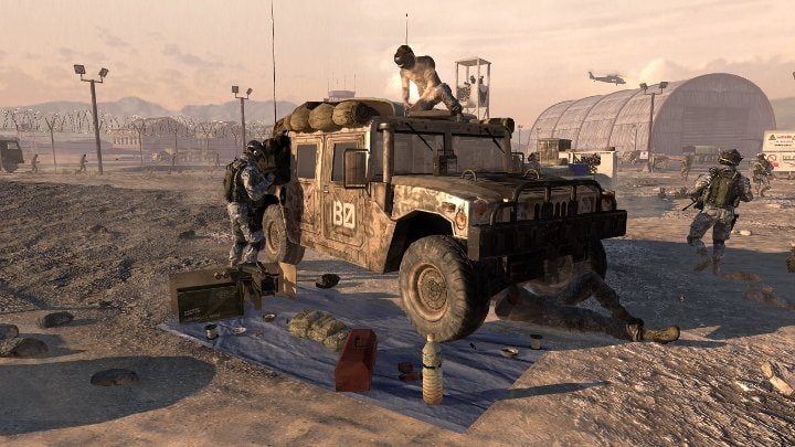 HMMWV M1026 w grze Call of Duty: Modern Warfare 2. - Producent pojazdów bojowych Humvee pozywa twórców serii Call of Duty - wiadomość - 2017-11-09