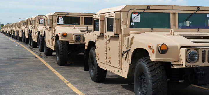 Popularne Humvee są jednymi z najbardziej rozpoznawalnych pojazdów armii Stanów Zjednoczonych. / Źródło: AM General - Producent pojazdów bojowych Humvee pozywa twórców serii Call of Duty - wiadomość - 2017-11-09