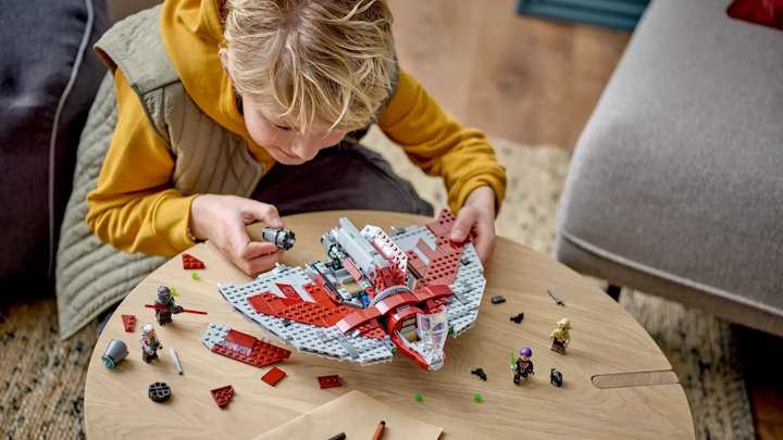 Te zestawy LEGO to gwarancja świetnej zabawy. Zobacz modele, które sprzedają się jak szalone - ilustracja #1