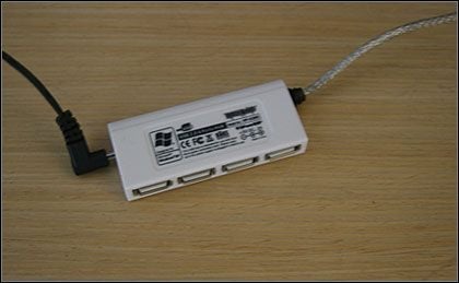 Jak wygląda hub USB do gry Rock Band w wersji na X360? - ilustracja #1