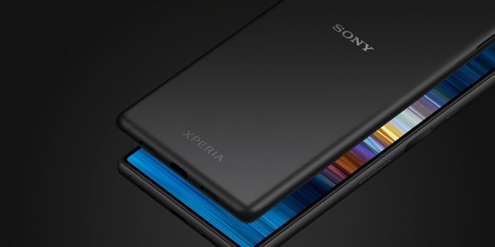 Sony chce ukryć kiepskie wyniki Xperii?