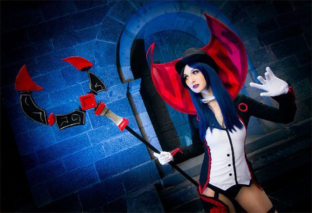 Źródło: Kerstin - Najlepsze cosplaye - Emilia LeBlanc z League of Legends. - wiadomość - 2014-08-24