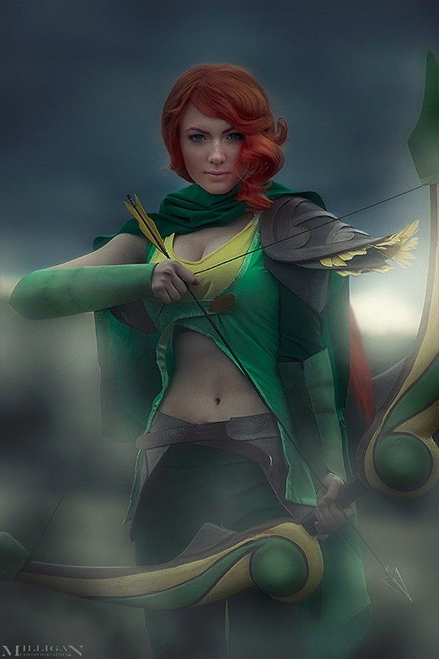 Źródło: Karina - Najlepsze cosplaye – Windrunner z Dota 2 - wiadomość - 2013-08-05