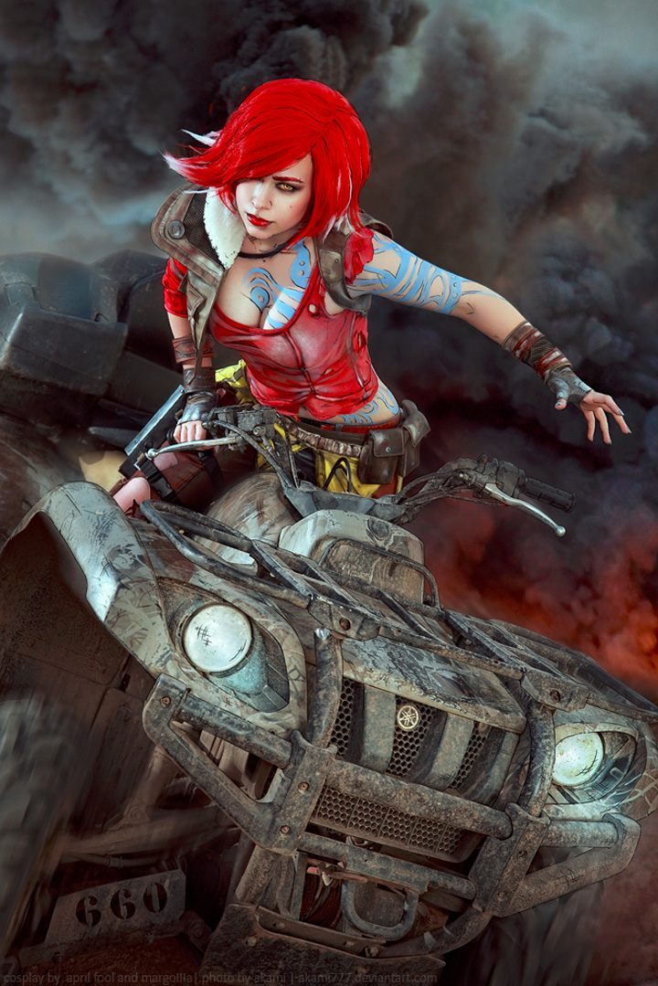 Źródło: Sorano Suzu - Najlepsze cosplaye -  Lilith z gry Borderlands 2 - wiadomość - 2016-08-28