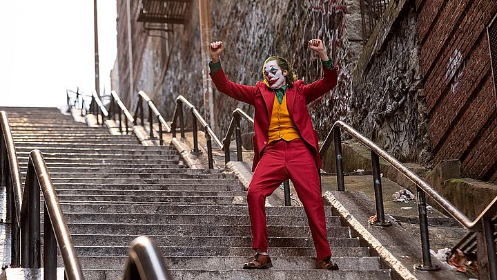 Kiedy widzisz, że film, w którym zagrałeś główną rolę, bije rekord za rekordem. - Joker pierwszym filmem z kategorią R, który zarobił miliard dolarów - wiadomość - 2019-11-16