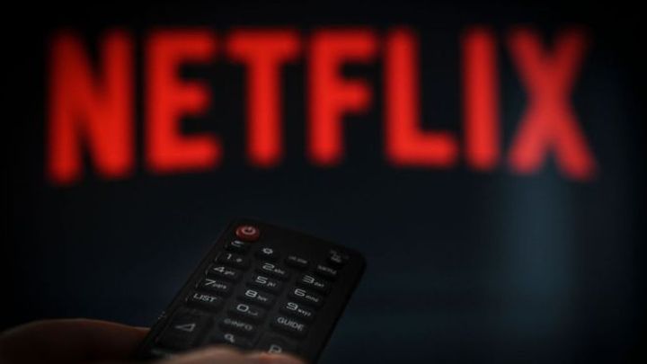 Netflix testuje nową formułę cotygodniowych premier / źródło: BBC. - Nadciąga koniec ery binge-watchingu? Netflix testuje cotygodniowy system premier - wiadomość - 2019-09-04