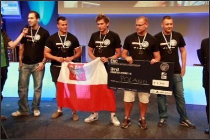 E-Sport: Polska trzecią drużyną Europy, esportowe zaręczyny podczas BlizzConu - ilustracja #1