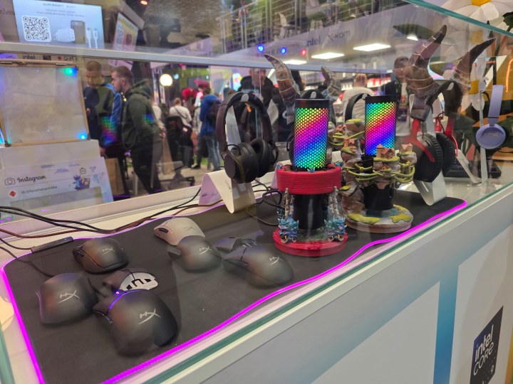 Nowe gryzonie prezentują się ciekawie. - OMEN i HyperX na IEM Katowice 2025 zaprezentowały swoje nowości, w tym OMEN MAX 16 - potężnego laptopa gamingowego - wiadomość - 2025-02-17