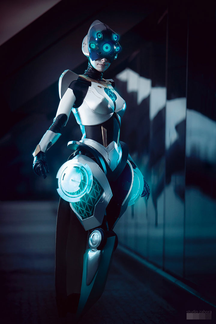 Najlepsze cosplaye - Cyber Camille z League of Legends - ilustracja #3