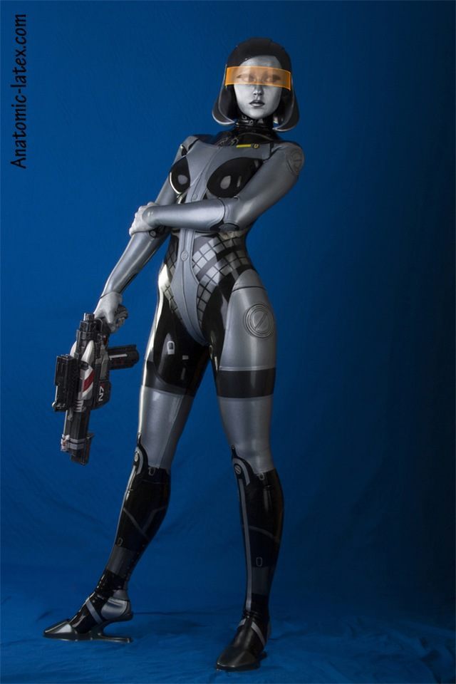 Najlepsze cosplaye - EDI z gry Mass Effect 3 - ilustracja #4