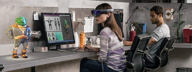 Nowy wynalazek Microsoftu trafi do deweloperów jeszcze w tym kwartale. - Deweloperska wersja HoloLens z trzema grami, w tym nową odsłoną przygód Conkera - wiadomość - 2016-02-29