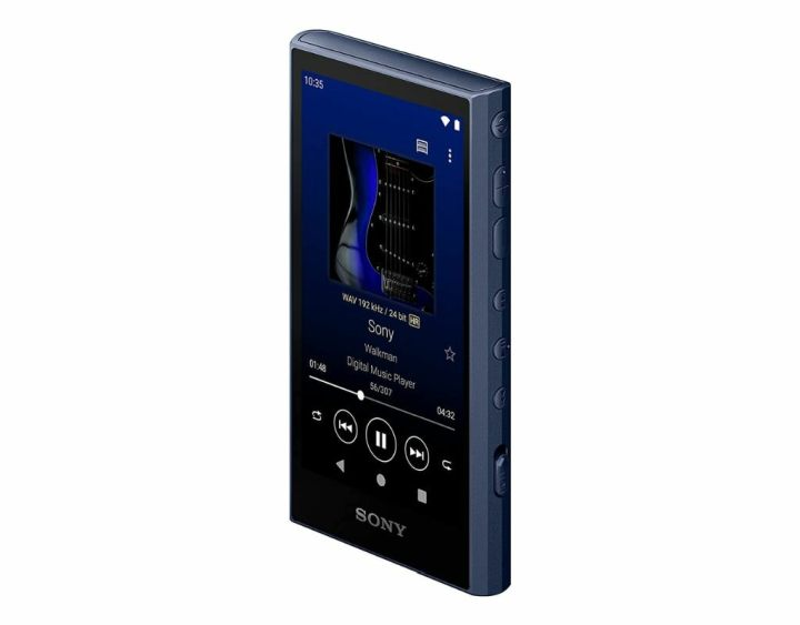 Współczesne Walkmany to sprzęt dość drogi i bardzo niszowy. Źródło: Sony. - Walkman budził niegdyś pożądanie jak dziś najnowszy iPhone. Dziś kończy 45 lat, a ja wciąż miło go wspominam - wiadomość - 2024-07-01