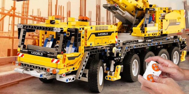 Źródło: Mould King; materiały promocyjne - Ten zdalnie sterowany klockowy dźwig jest nie tylko najlepszą, ale również najtańszą alternatywą dla horrendalnie drogiego zestawu LEGO - wiadomość - 2024-04-15