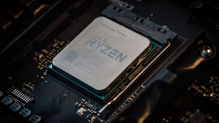 Ryzen 7 2700X przegrywa co prawda z i9-9900K w każdej z testowanych produkcji, ale w wielu przewaga jest dość niewielka – szczególnie biorąc pod uwagę różnicę w cenach. - Intel Core i9-9900K o 12% lepszy - i o 200$ droższy - niż AMD Ryzen 7 2700X - wiadomość - 2018-10-14