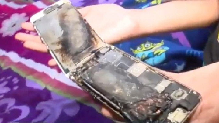 Jak widać telefon nie nadaje się już do użytkowania. - iPhone 6 wybuchł w rękach 11-letniej dziewczynki - wiadomość - 2019-07-15