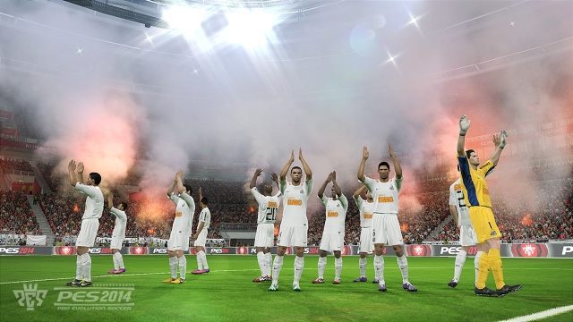 Wirtualni piłkarze dzisiaj wbiegną na murawę na PlayStation 3, a jutro dotrą na stadiony na Xboksie 360. - Pro Evolution Soccer 2014 – debiut dema na konsolach i lista trybów rozgrywki - wiadomość - 2013-09-11