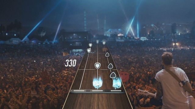 W Guitar Hero Live mamy mieć wrażenie uczestniczenia w prawdziwym koncercie. - Rock Band 4 i Guitar Hero Live - sprawdź ujawnione do tej pory utwory - wiadomość - 2015-08-25