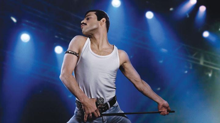 Na zdjęciu Rami Malek jako Freddie Mercury. - Bohemian Rhapsody najbardziej dochodowym filmem muzycznym - wiadomość - 2018-12-18