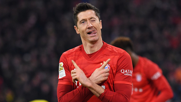 Robert Lewandowski jest jednym z najbardziej znanych polskich sportowców. / Źródło: Przegląd Sportowy - Robert Lewandowski niczym Kapitan Tsubasa, powstaje serial animowany z piłkarzem - wiadomość - 2020-02-03