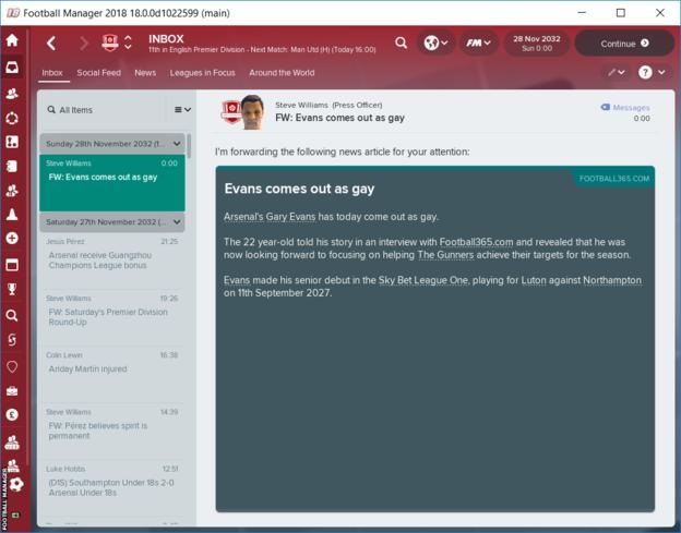 Decyzję o dodaniu tej opcji twórcy Football Manager 2018 podjęli we współpracy z organizacją Kick It Out, przeciwdziałającą dyskryminacji w piłce nożnej.