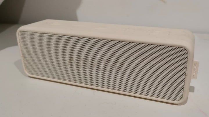 Źródło: Własne - „Najlepszy głośnik i najlepsza cena”. Kupiłem 2 sztuki, bo za mniej niż 80 zł mam 24 h grania, ochronę IPX7 i świetny dźwięk - wiadomość - 2025-12-16