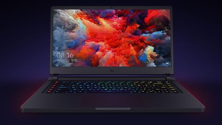 Laptop wyróżnia się podświetleniem na krawędziach obudowy. - Mi Gaming Laptop – pierwszy laptop do gier w ofercie Xiaomi - wiadomość - 2018-03-27