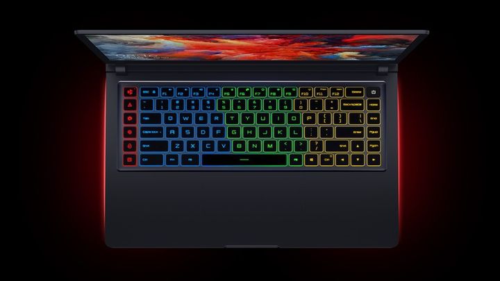 Klawiatura jest podświetlana pełną paletą barw RGB. - Mi Gaming Laptop – pierwszy laptop do gier w ofercie Xiaomi - wiadomość - 2018-03-27